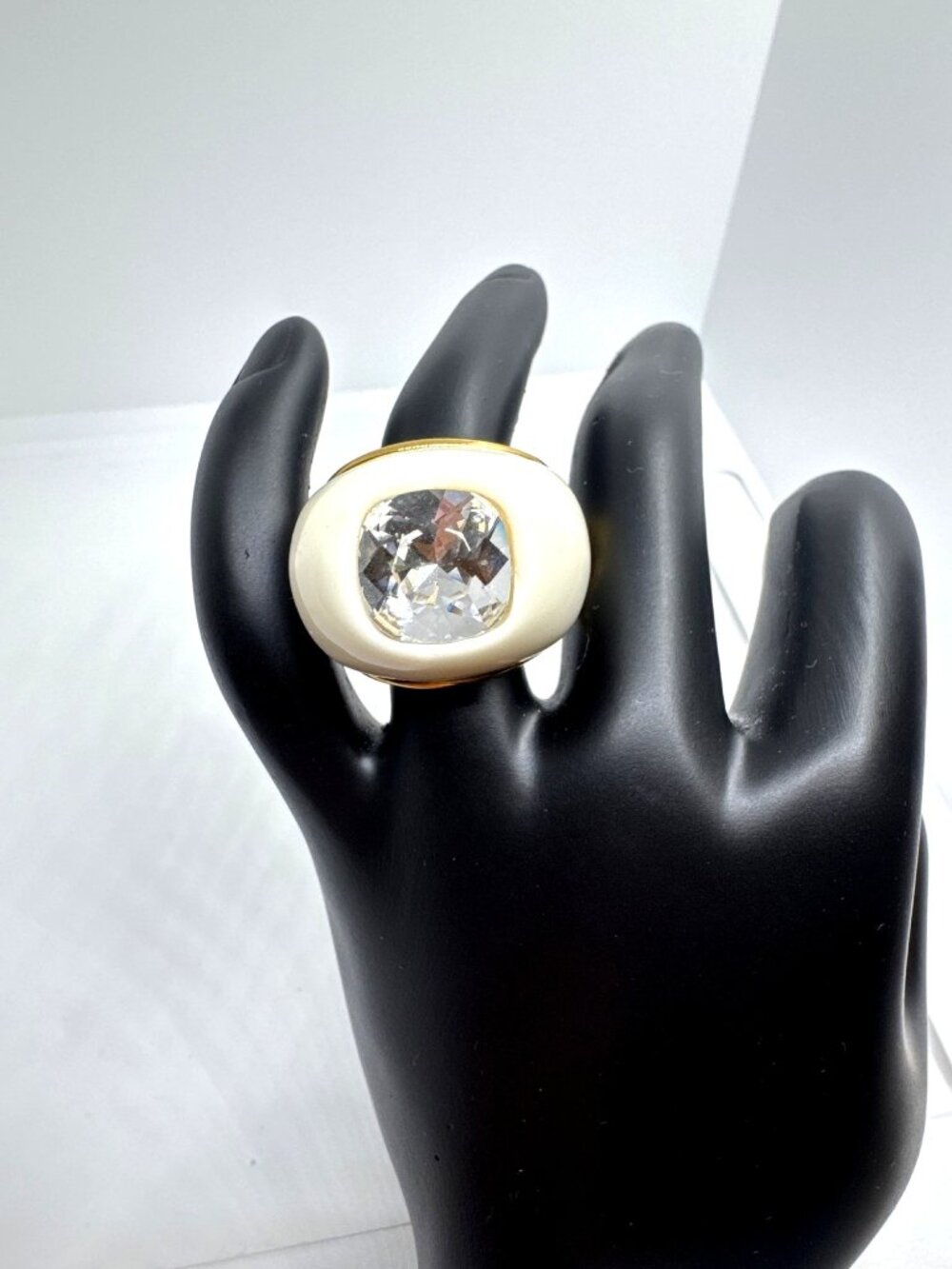 KJL Kenneth Jay Lane Dome Ring 9 Ivory Enamel Clear Crystal Gold Tone Statement